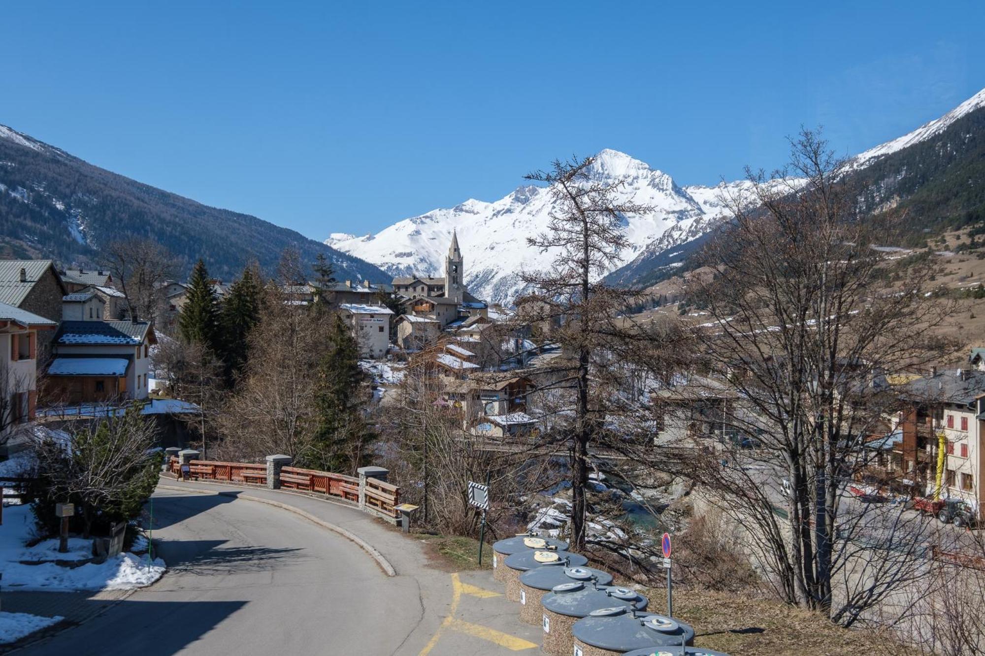 Residence Les Balcons De Val Cenis Village Ланслевиллар Экстерьер фото
